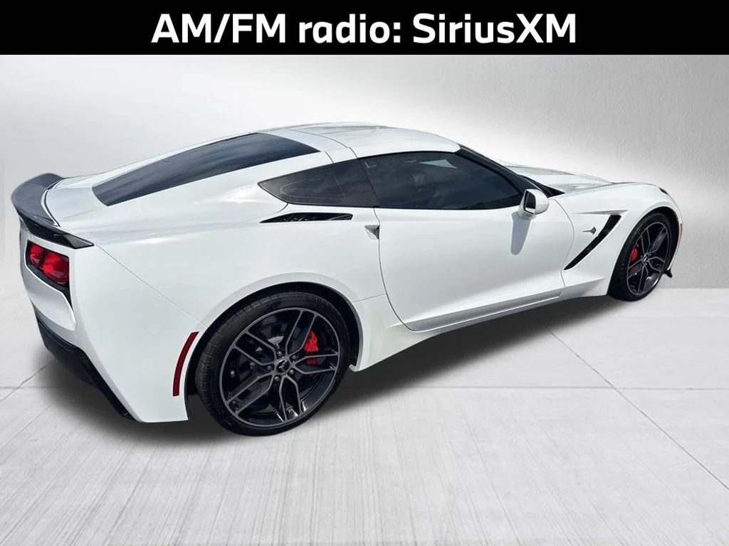 Used 2019 White Chevrolet Stingray image 6