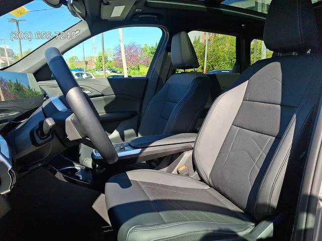 Used 2026 Space Silver Metallic BMW xDrive28i image 12