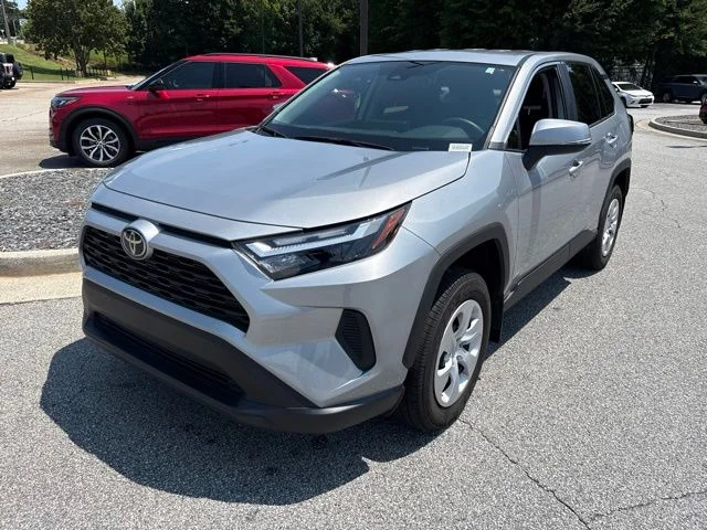 Used 2025 Silver Toyota LE image 4