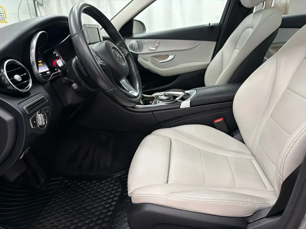 Certified Used 2015 Gray Mercedes-Benz C 300 image 12