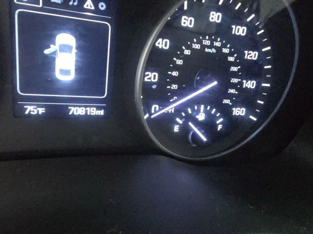 Used 2018 Gray Hyundai SEL image 7