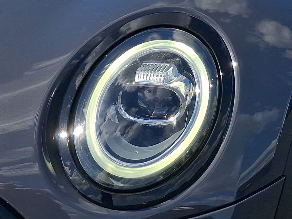 Used 2020 Gray MINI  image 9
