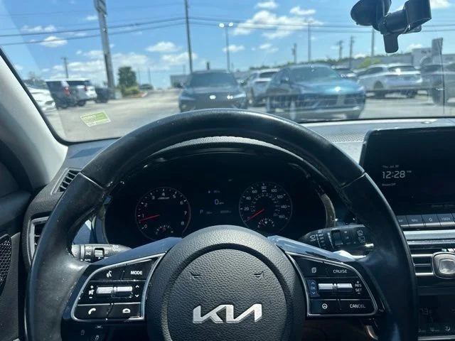 Used 2023 Yellow Kia Nightfall image 35
