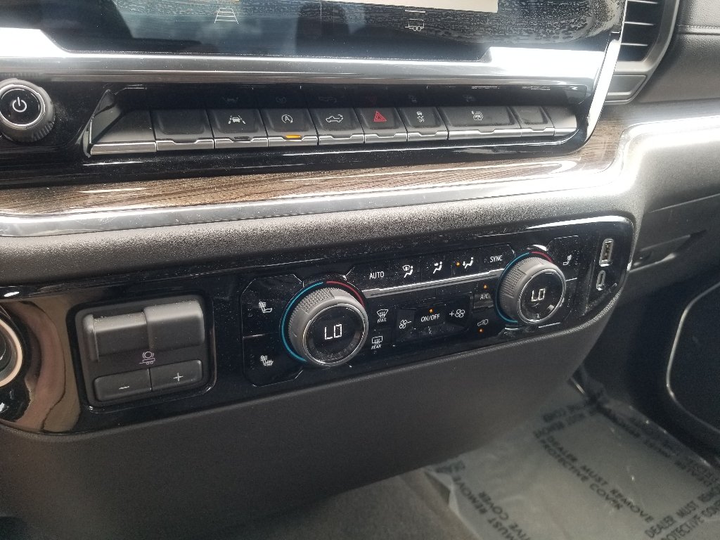 2025 Chevrolet Silverado 1500 LT - Photo 11