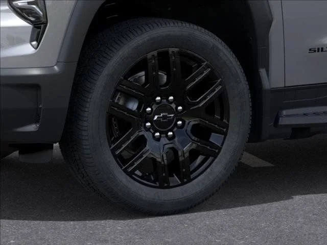 2026 Chevrolet Silverado EV LT - Photo 11