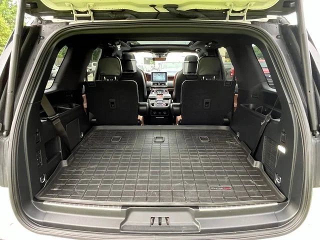 Used 2020 White Lincoln Reserve image 28
