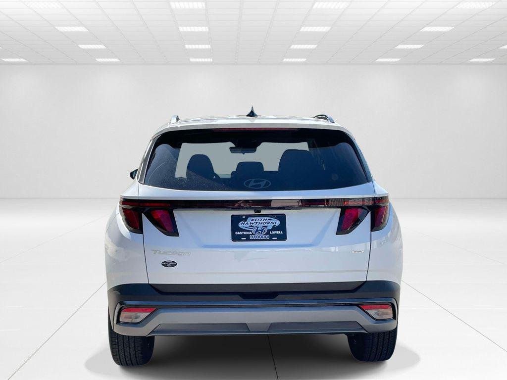 New 2026 White Hyundai SEL AWD image 5