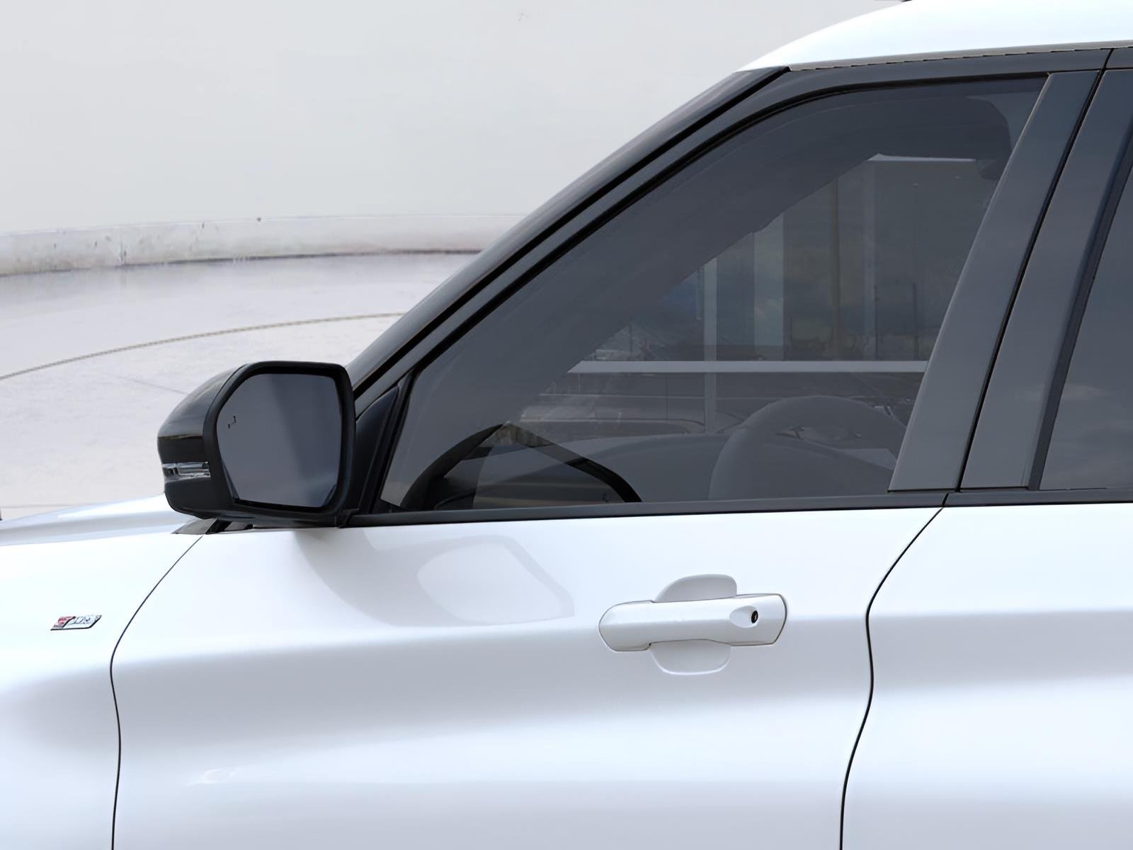 New 2026 Star White Metallic Tri-Coat Ford ST-Line image 20