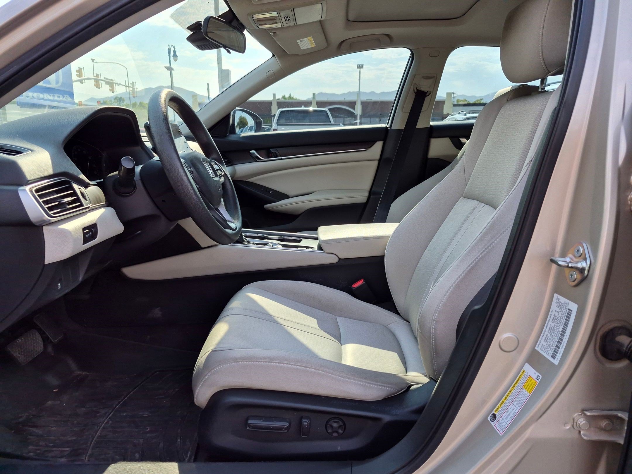 2020 Honda Accord EX - Photo 15