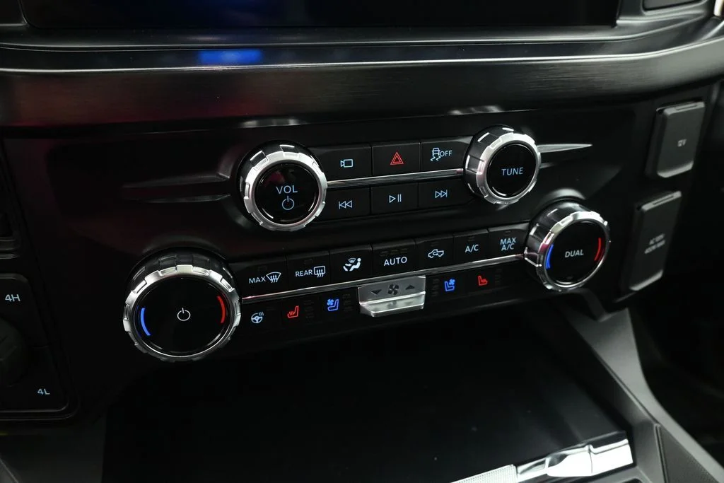 New 2026 Agate Black Metallic Ford Lariat image 22
