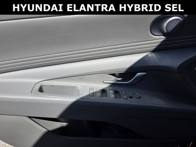 2025 Hyundai Elantra Blue - Photo 23