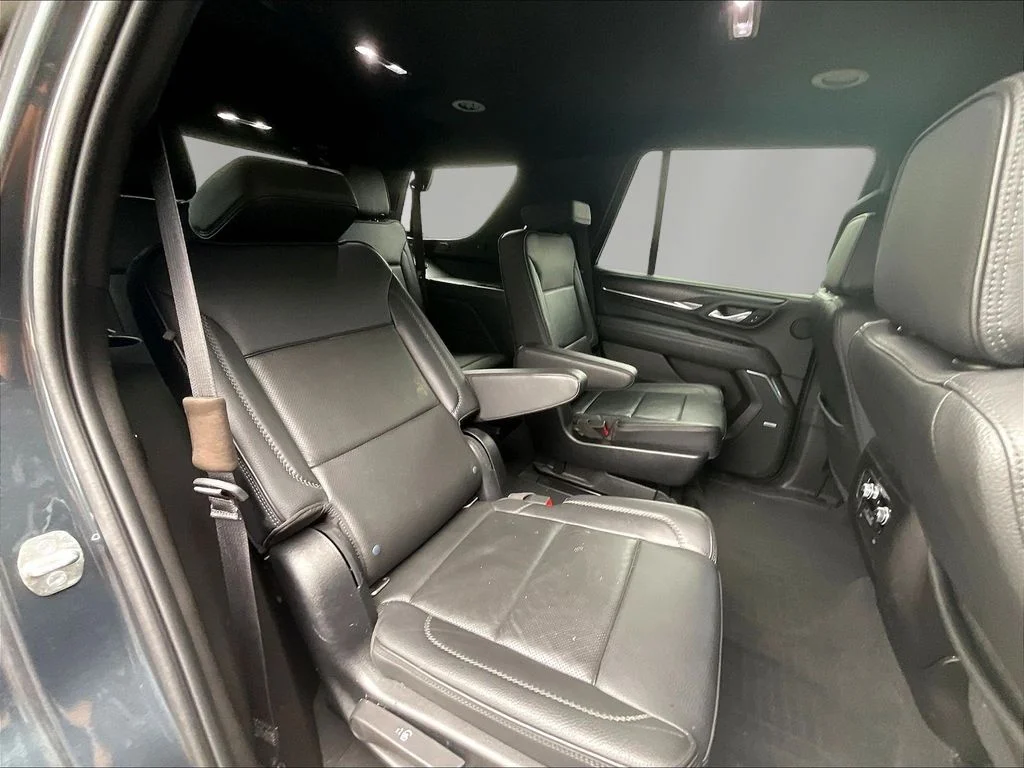 Used 2021 Hunter Green GMC Denali image 24