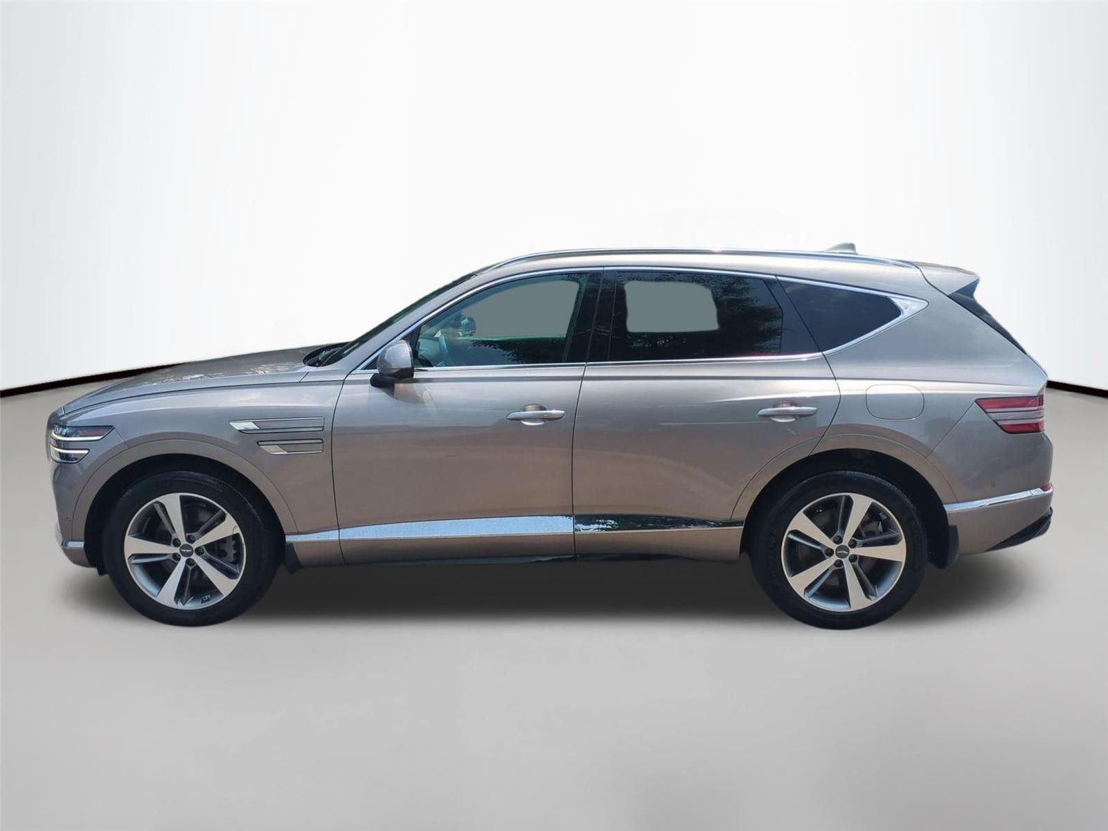 Used 2021 Gold Coast Silver Genesis  image 2