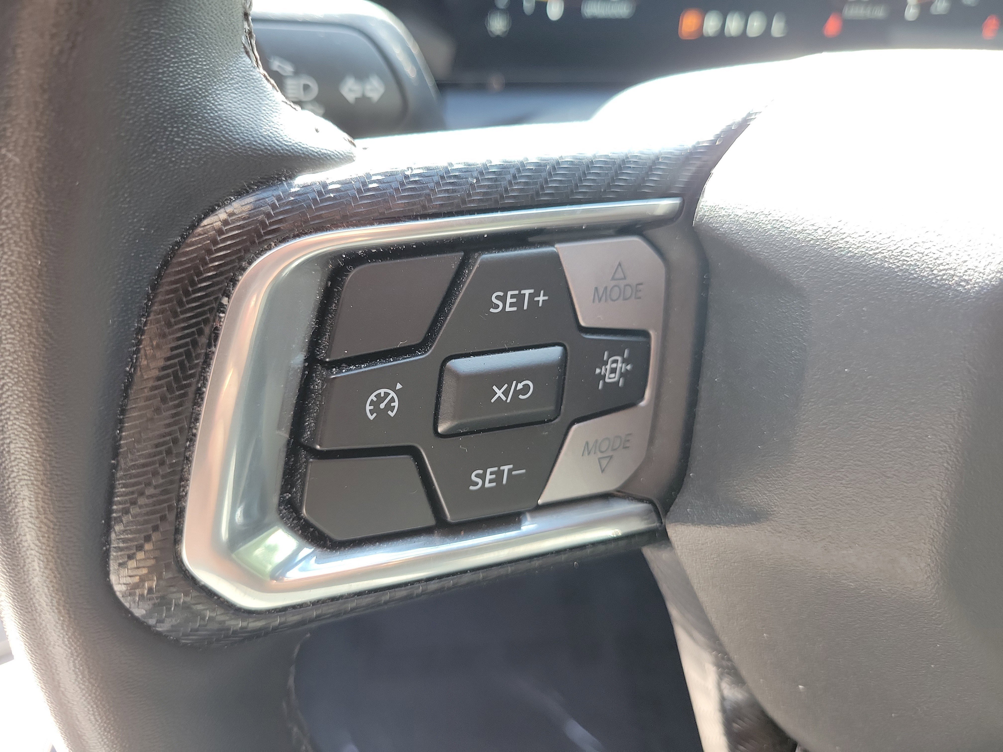 Used 2025 Silver Metallic Ford EcoBoost image 19
