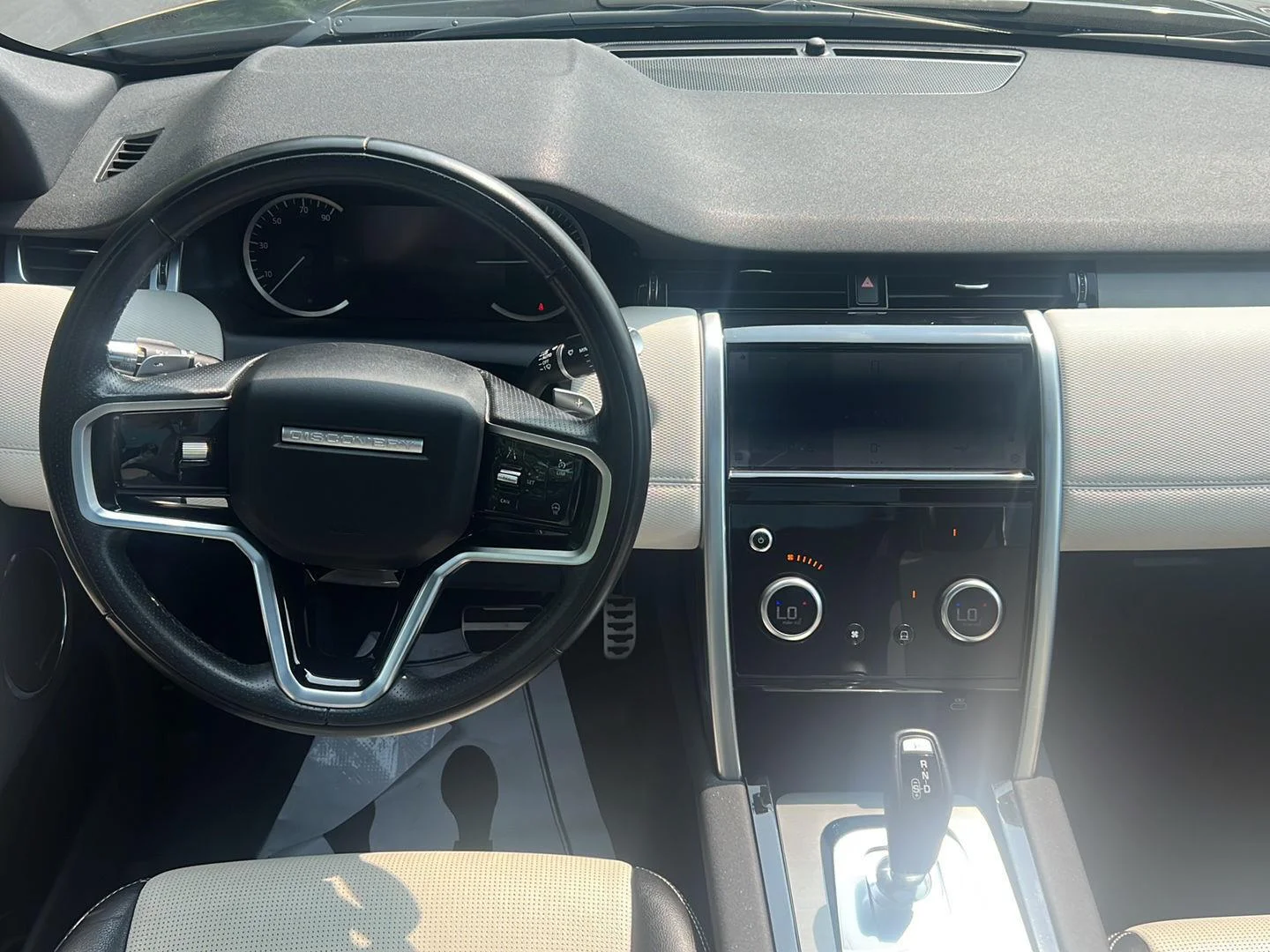 Used 2022 Portofino Blue Metallic Land Rover S R-Dynamic image 9