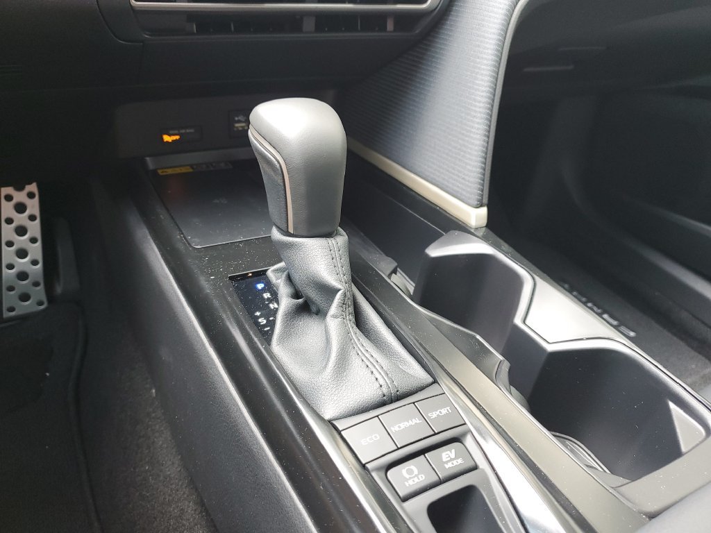 Used 2026  Toyota SE image 26