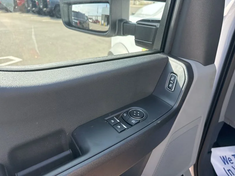2025 Ford F-550 Super Duty Chassis Cab XL - Photo 13