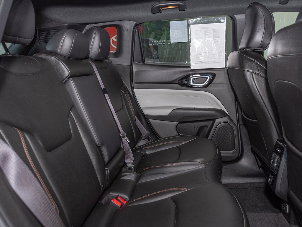 2024 Jeep Compass Limited - Photo 19