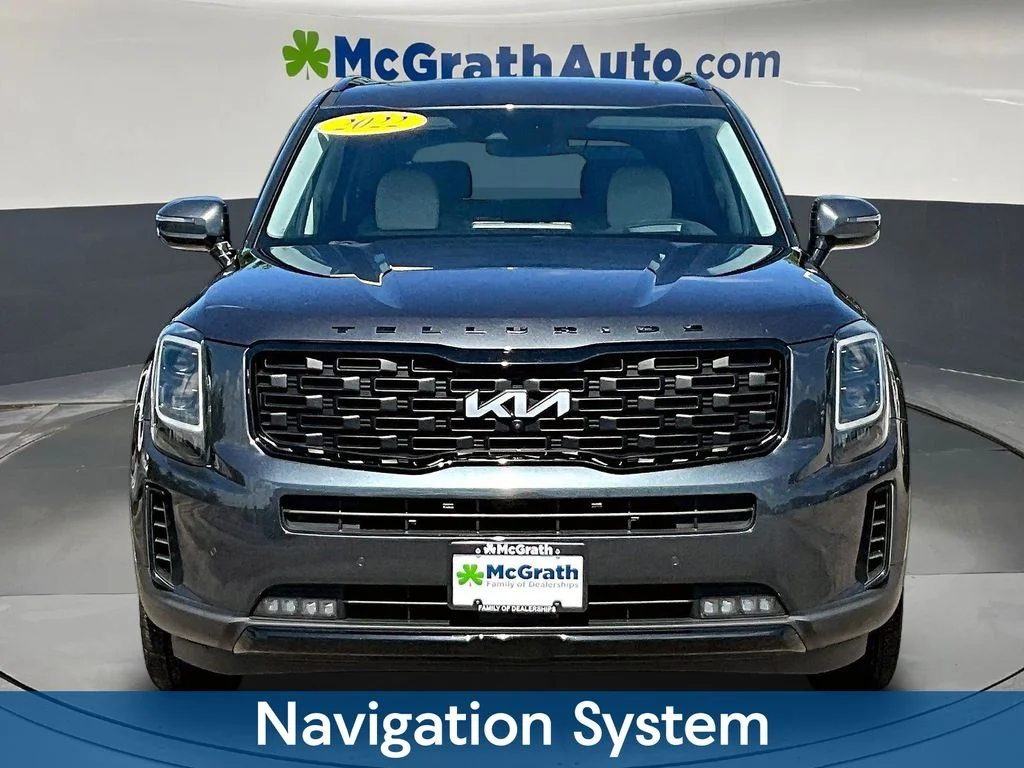 Used 2022 Gray Kia SX image 2