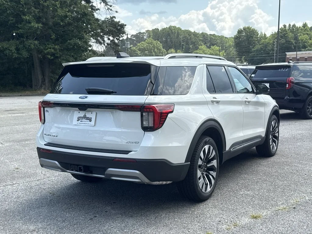 New 2026 White Ford Platinum image 7