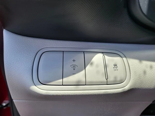 Used 2024 Red Hyundai SEL image 32