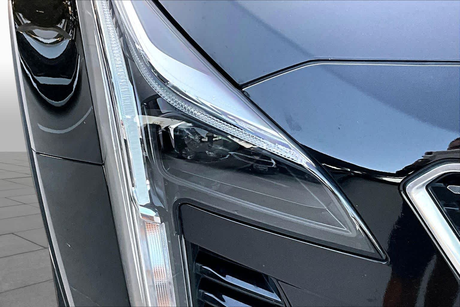 Used 2020 Stellar Black Metallic Cadillac FWD Premium Luxury image 29