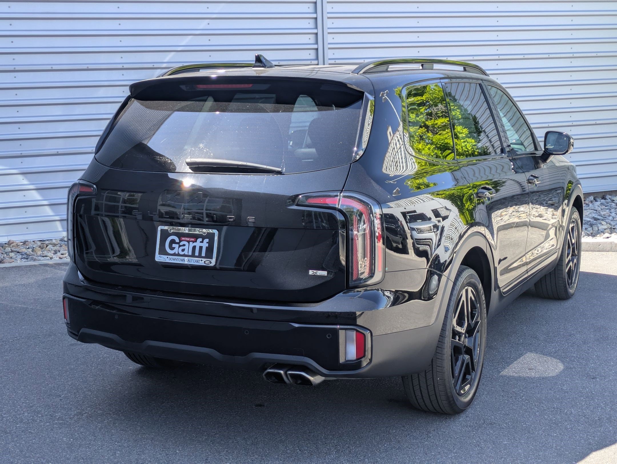 Used 2025 Ebony Black Kia SX-Prestige X-Line image 5