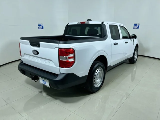 New 2026 OXFORD WHITE Ford XL 2.0L Super Crew Cab image 5