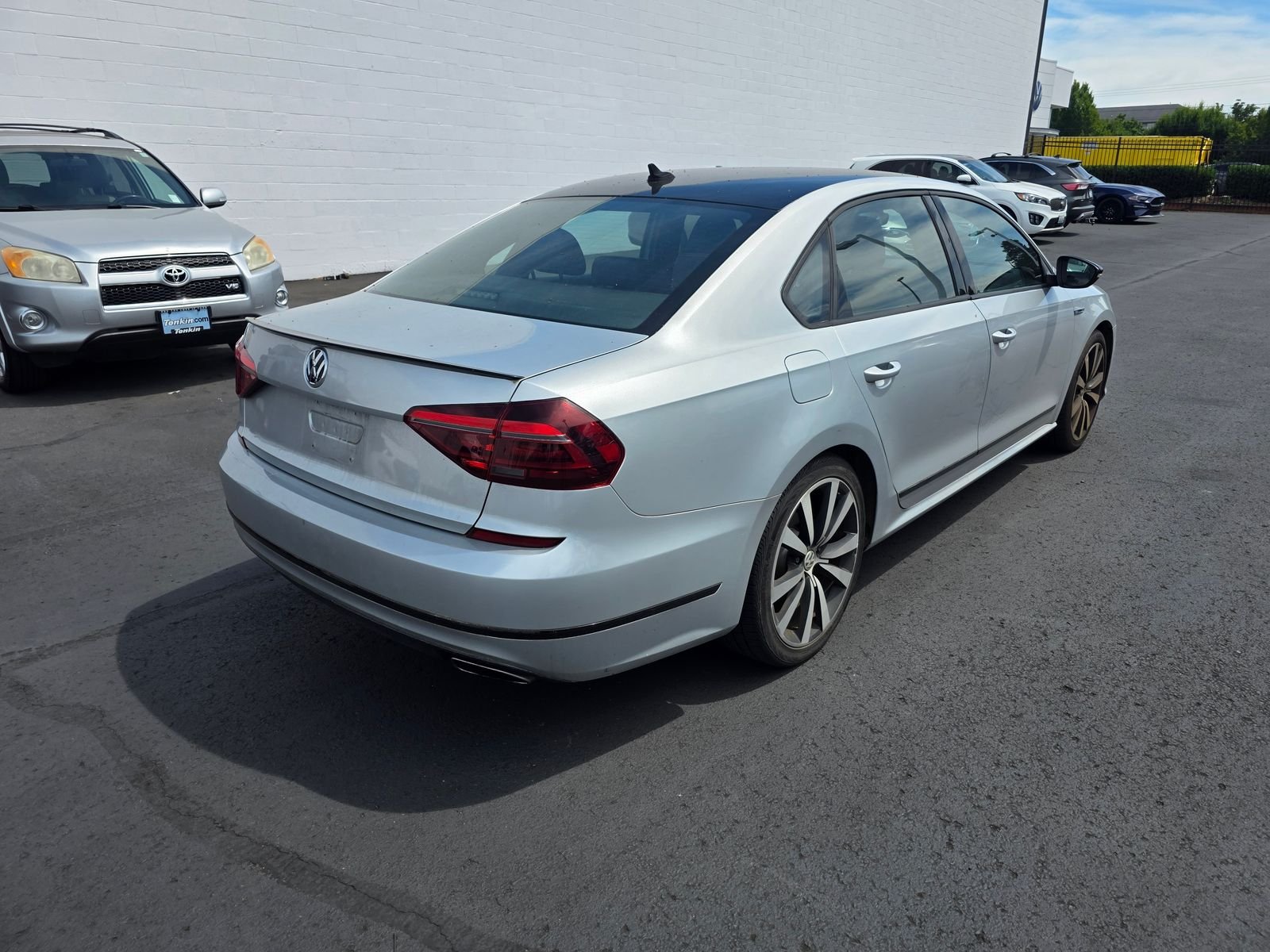 Used 2018 Silver Volkswagen 3.6L V6 GT image 5