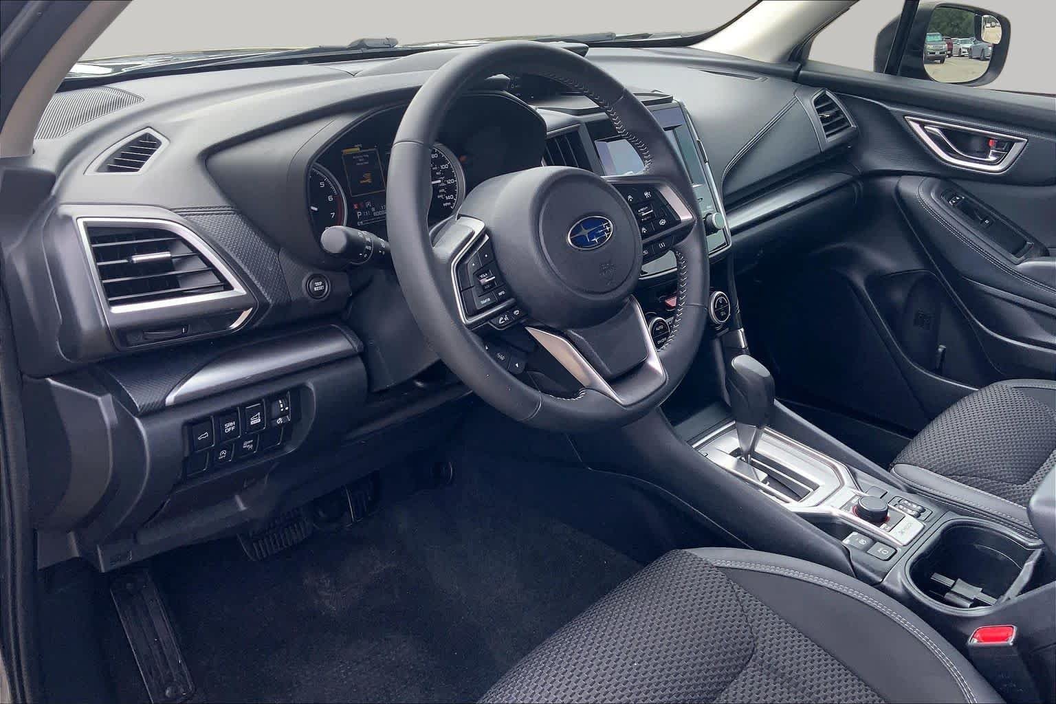 Used 2022 Magnetite Gray Metallic Subaru Premium image 17