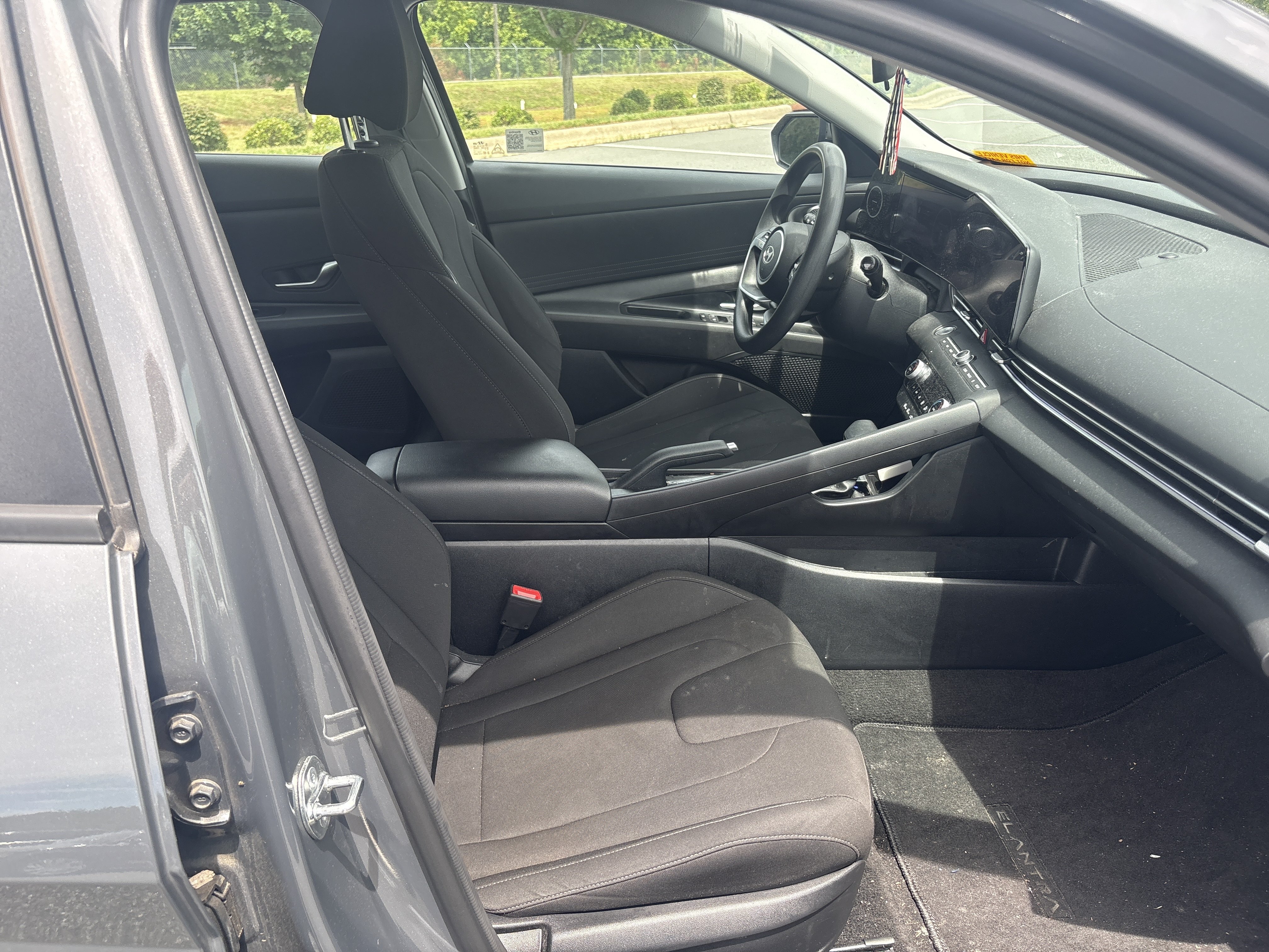 Used 2024 Ecotronic Gray Hyundai SEL image 19