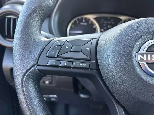 2025 Nissan KICKS PLAY Base - Photo 10