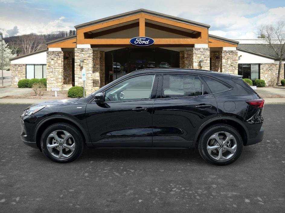 New 2026 Agate Black Metallic Ford ST-Line Select image 7