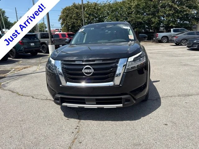 Used 2025 Black Nissan SV image 8