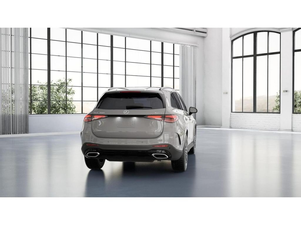 New 2027 MANUFAKTUR Alpine Grey Mercedes-Benz GLC 300 4MATIC® image 24