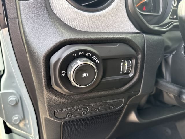 New 2026 White/off-white Jeep Sport S image 29