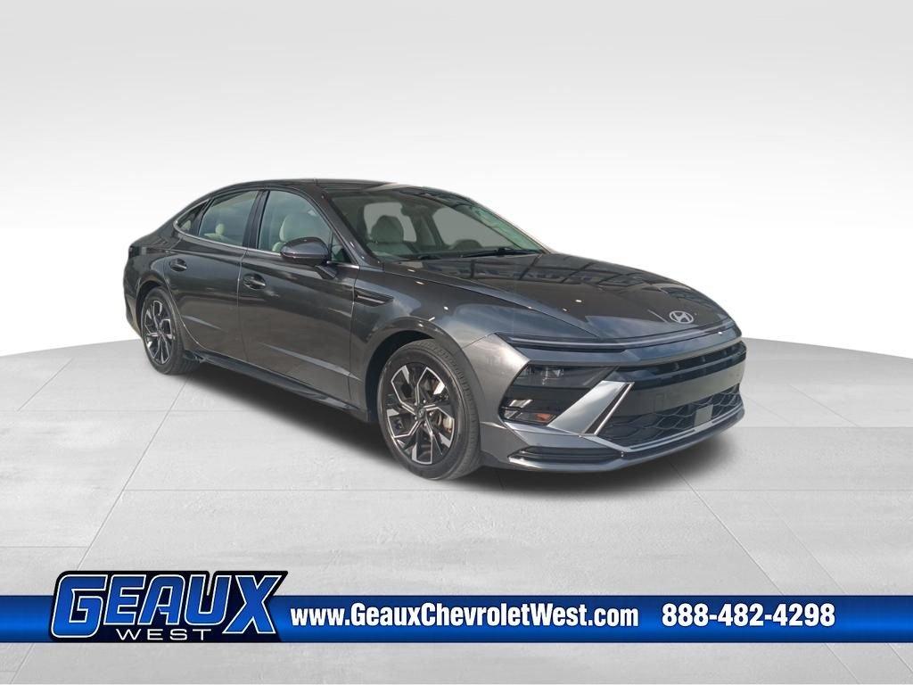 2025 Hyundai Sonata SEL's photo