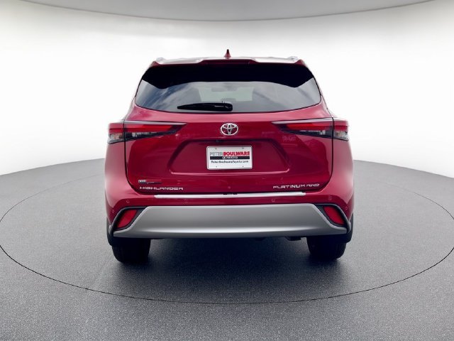 New 2026 Ruby Flare Pearl Toyota Platinum image 5