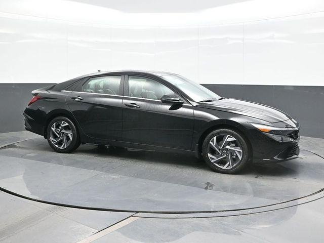 New 2026 Black Hyundai Limited image 7