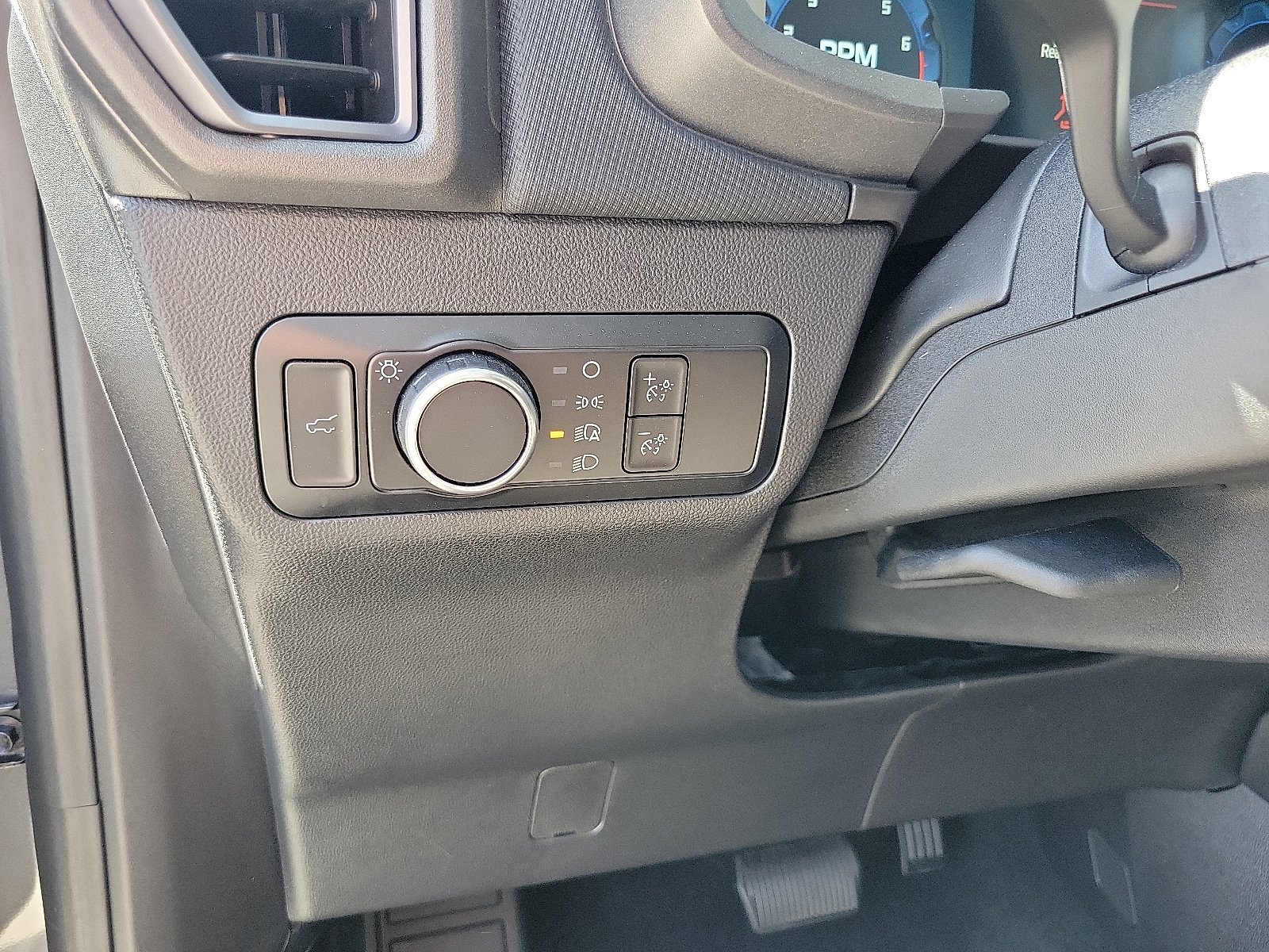 Used 2025 Gray Metallic Ford Big Bend image 13