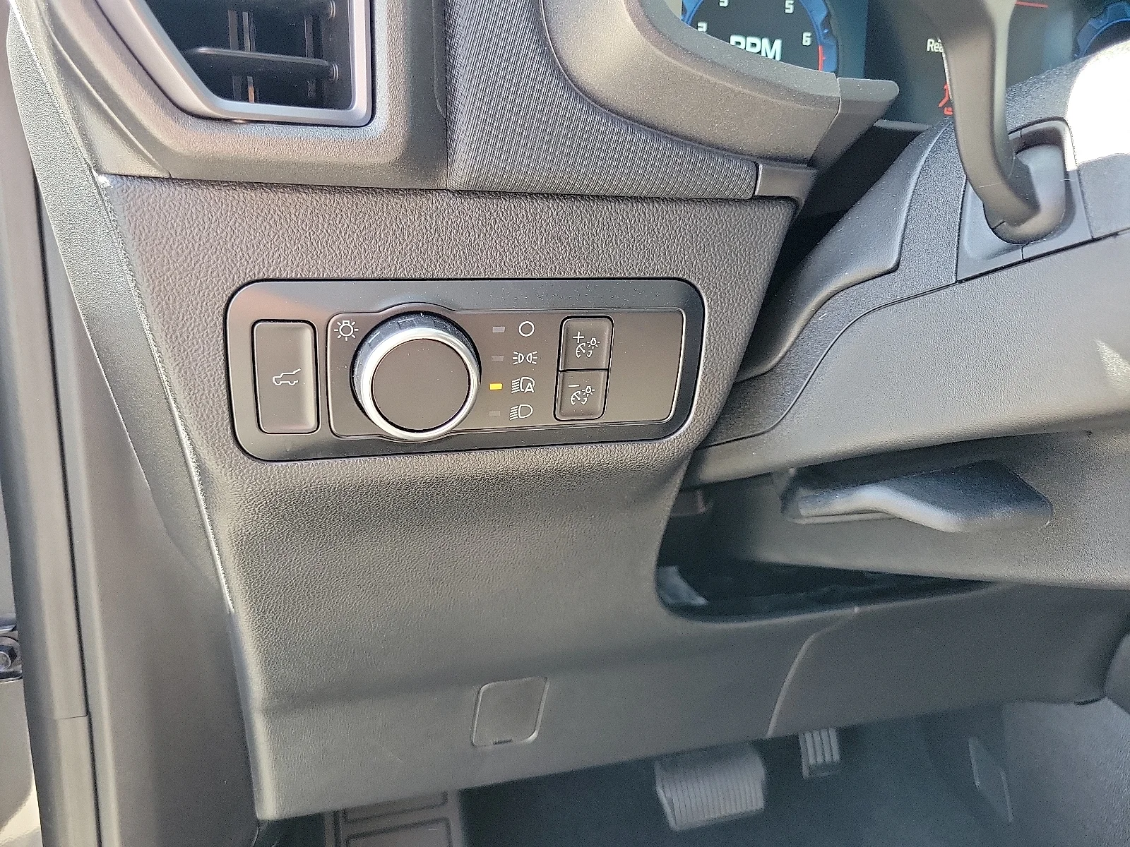 Used 2025 Gray Metallic Ford Big Bend image 13