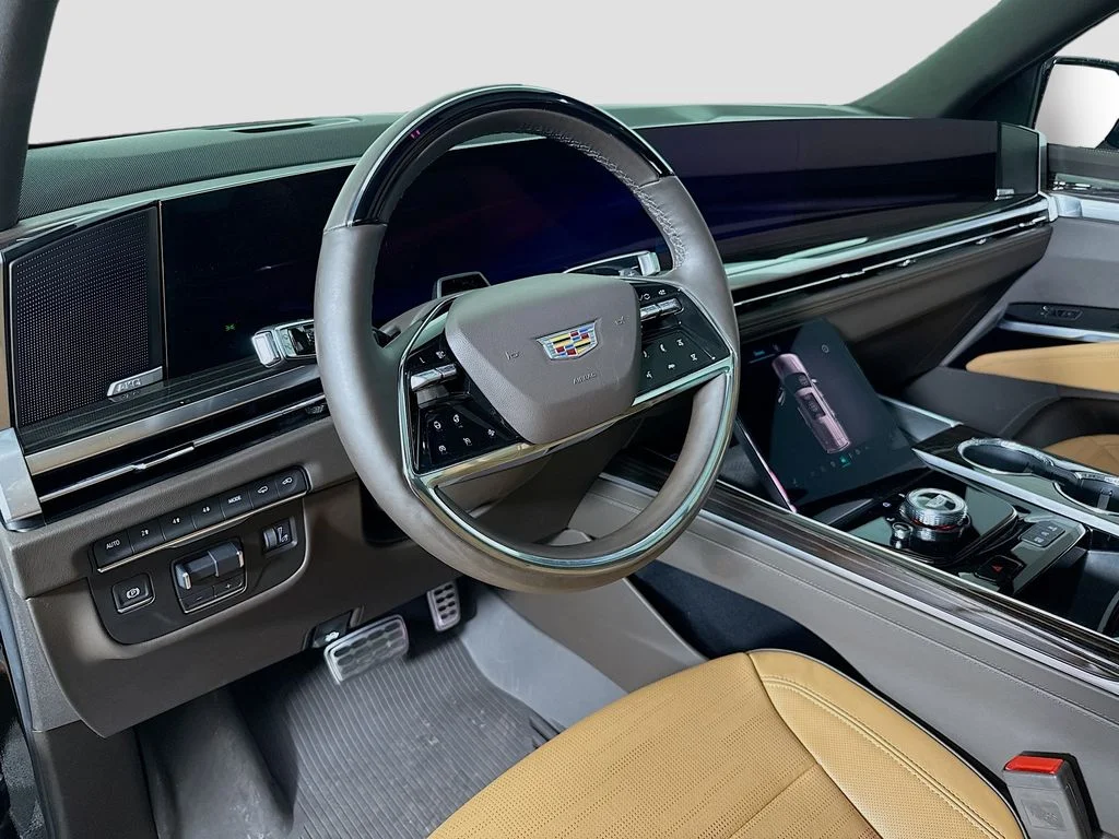 Used 2025 Black Cadillac Premium image 9