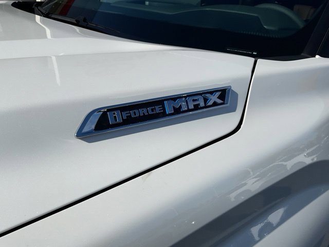 New 2026 Wind Chill Pearl <sup>1</sup> Toyota  1794 Edition image 10