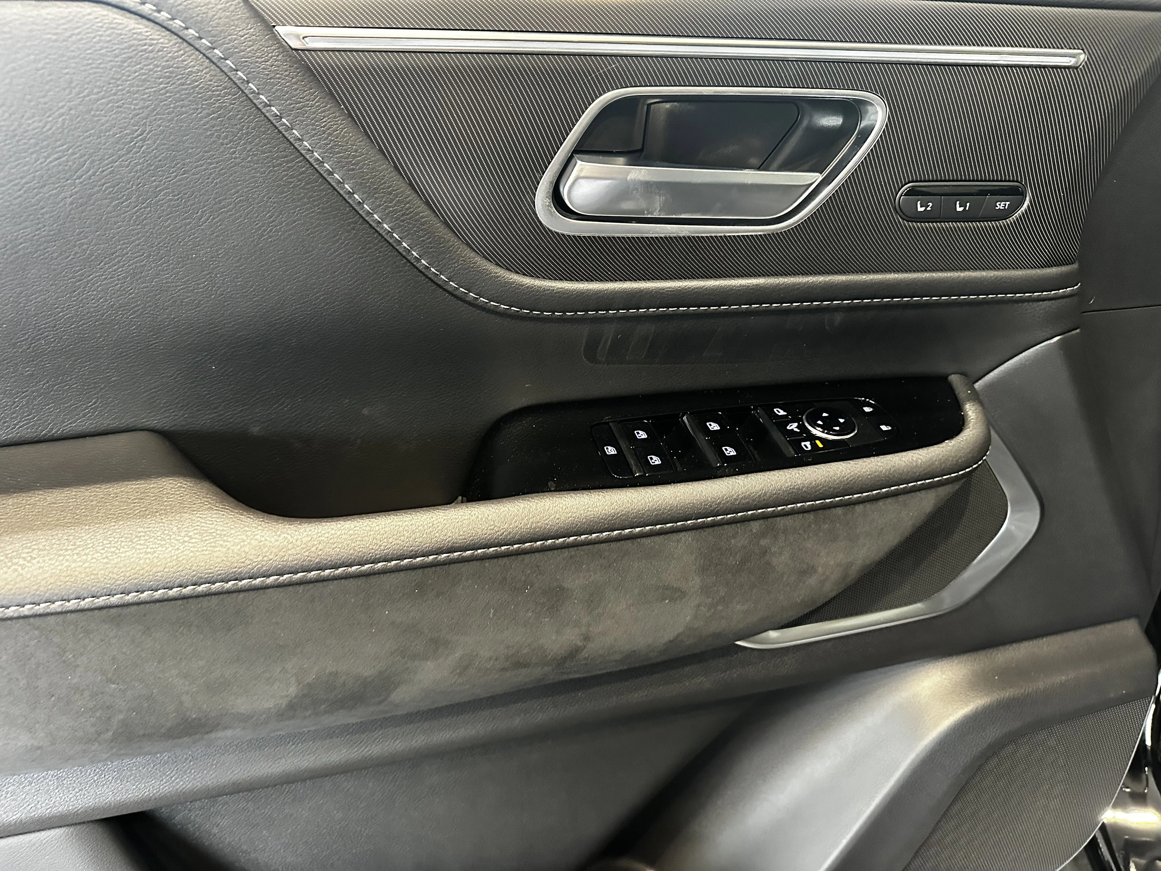 New 2026 BLACK OBSIDIAN INFINITI Luxe 4WD image 15