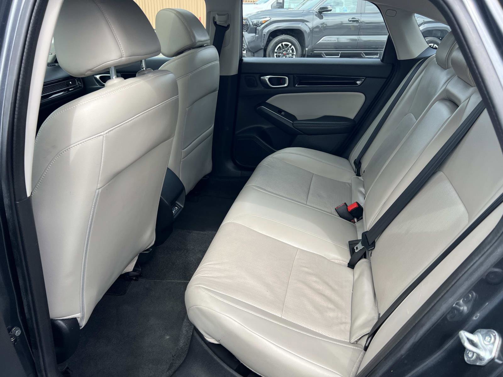2023 Honda Civic Touring - Photo 24