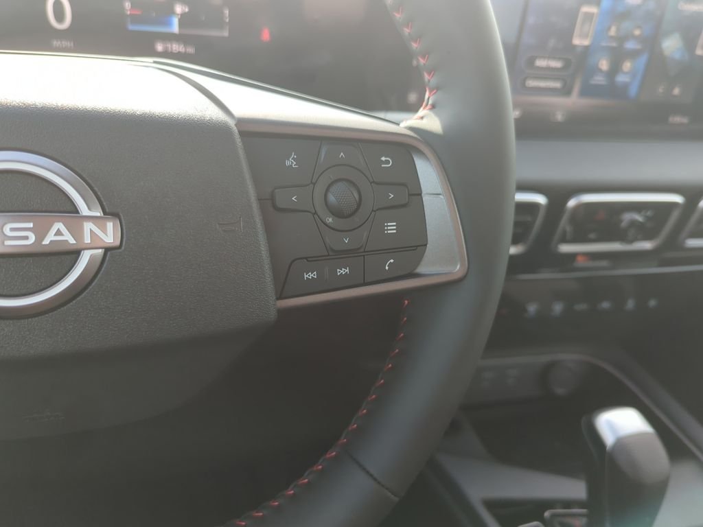 New 2026 Atlantic Gray Metallic / Super Black Two-tone Nissan SR image 24