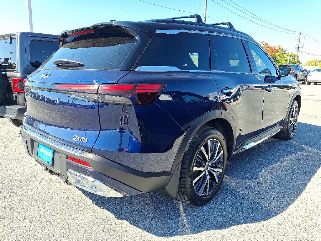 Used 2022 Blue INFINITI Autograph image 6