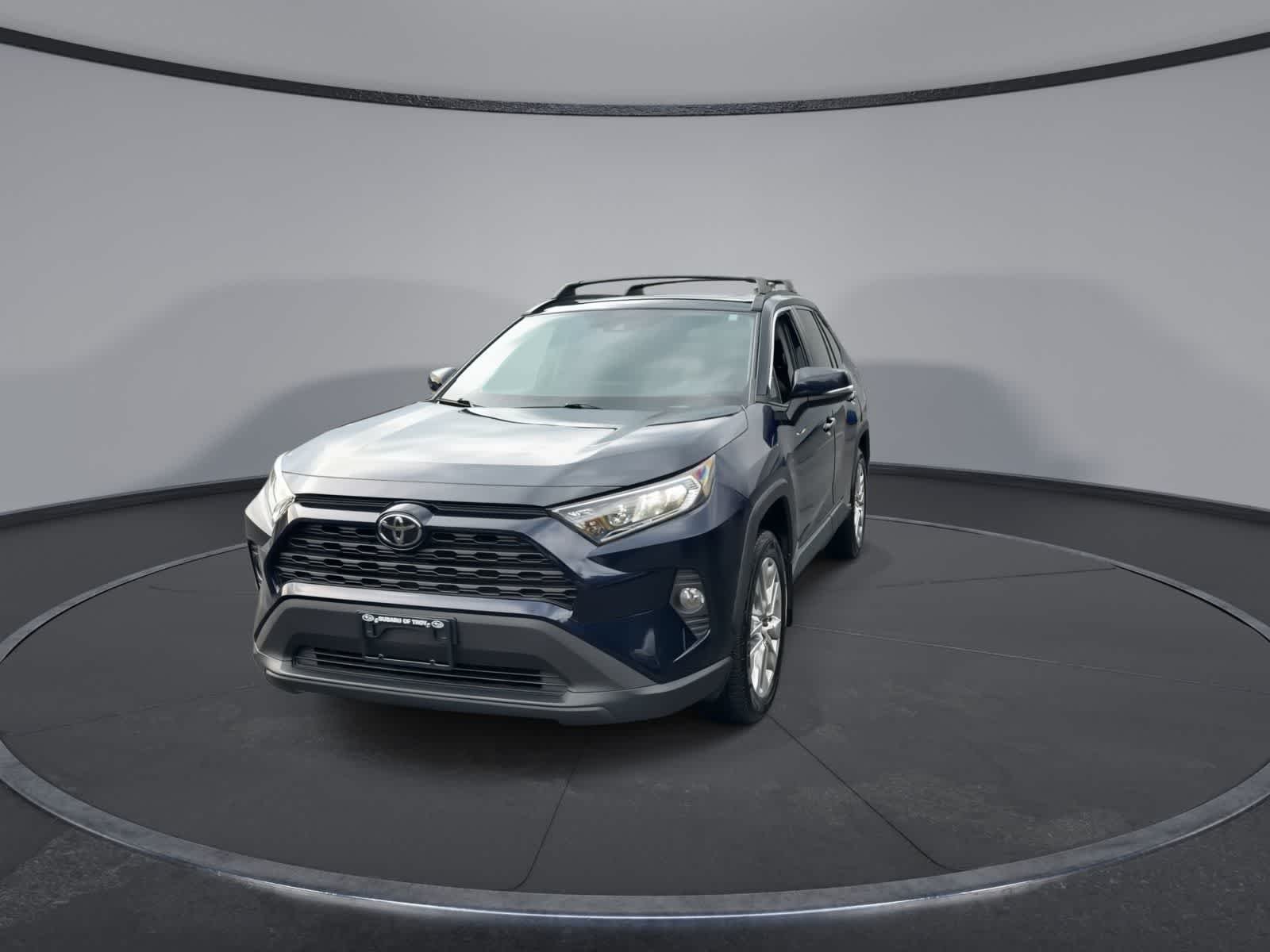 Used 2019 Blueprint Toyota XLE Premium image 3