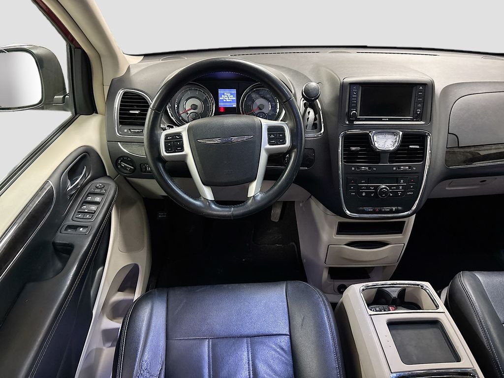 Used 2015 Chrysler Town & Country Touring with VIN 2C4RC1BG9FR698086 for sale in Rochester, Minnesota