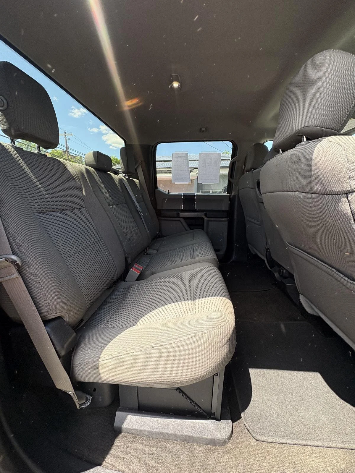Used 2018 Magnetic Metallic Ford XLT image 13